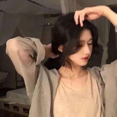 大白鲨三集 封面